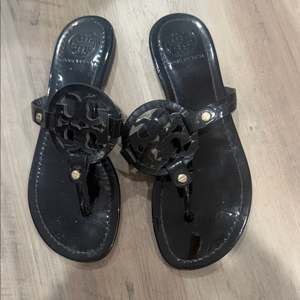 Tory Burch Black Patent Miller Thong Sandals